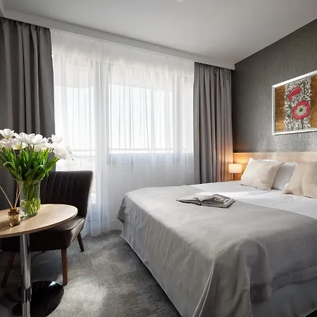 Arka Medical Hotel