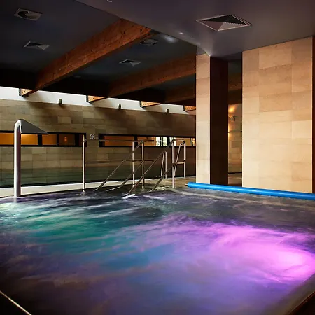 Arka Medical Hotel